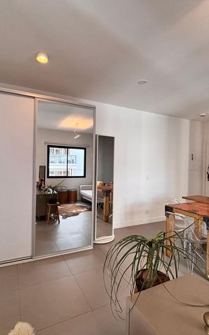 Apartamento para alugar com 38m², 1 quarto e 1 vaga Apartamento para alugar com 38m², 1 quarto e 1 vagaSala