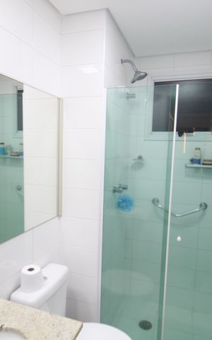 Apartamento à venda com 142m², 3 quartos e 2 vagasQuarto 2 - Banheiro