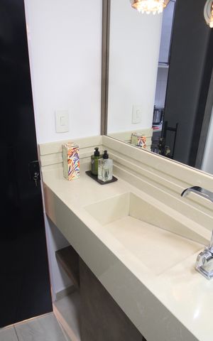 Apartamento à venda com 142m², 3 quartos e 2 vagasÁrea de Serviço - Lavabo