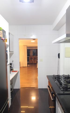 Apartamento à venda com 142m², 3 quartos e 2 vagasCozinha