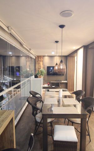 Apartamento à venda com 142m², 3 quartos e 2 vagasSala - Varanda