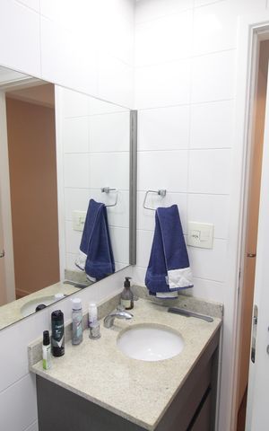 Apartamento à venda com 142m², 3 quartos e 2 vagasQuarto 3 - Banheiro