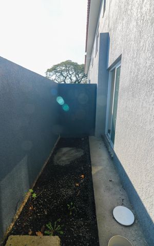Casa de condomínio à venda com 70m², 2 quartos e 1 vaga Casa de condomínio à venda com 70m², 2 quartos e 1 vagaQuintal