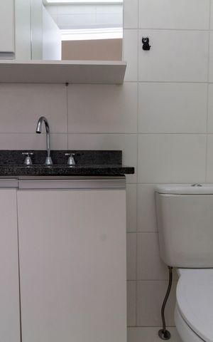 Apartamento à venda com 58m², 2 quartos e 1 vaga Apartamento à venda com 58m², 2 quartos e 1 vagaBanheiro 2