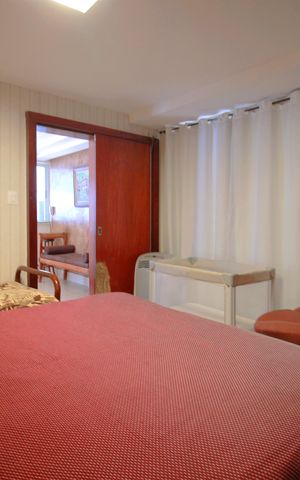 Apartamento à venda com 281m², 4 quartos e 3 vagasSuíte 2