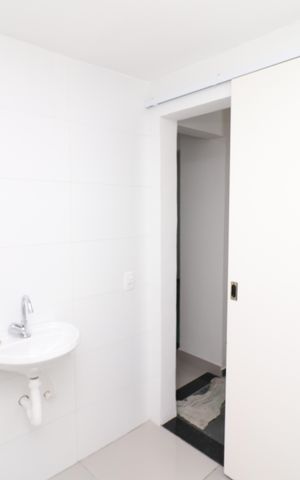 Casa de condomínio para alugar com 90m², 2 quartos e sem vagaBanheiro
