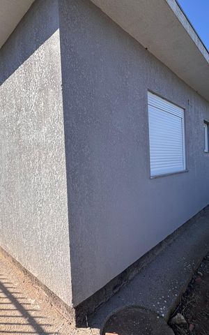 Casa à venda com 71m², 3 quartos e 2 vagas Casa à venda com 71m², 3 quartos e 2 vagasÁrea comum
