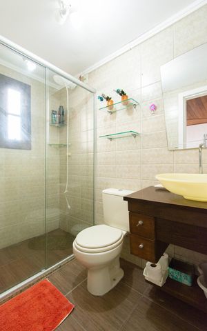 Casa de condomínio à venda com 120m², 3 quartos e 2 vagas Casa de condomínio à venda com 120m², 3 quartos e 2 vagasBanheiro do Quarto 3