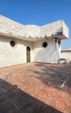 Casa à venda com 289m², 4 quartos e 2 vagasTerraço 1