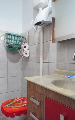 Casa à venda com 320m², 2 quartos e 3 vagasBanheiro Social