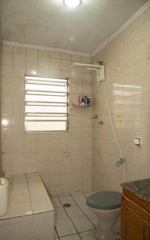 Casa à venda com 105m², 3 quartos e 2 vagasBanheiro Social