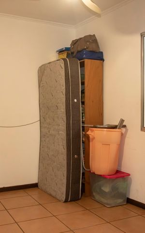 Casa à venda com 105m², 3 quartos e 2 vagasSuíte