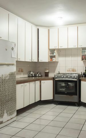 Casa à venda com 105m², 3 quartos e 2 vagasCozinha