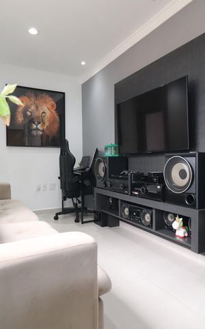Apartamento à venda com 100m², 2 quartos e 1 vagaSala