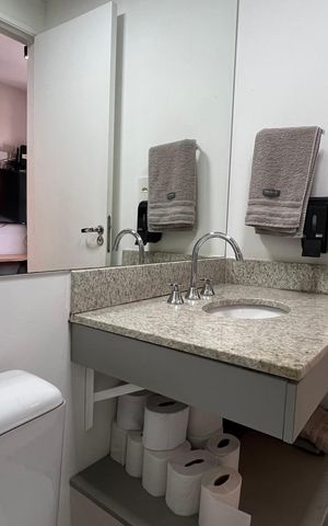 Studio à venda com 24m², 1 quarto e 1 vaga Studio à venda com 24m², 1 quarto e 1 vagaBanheiro
