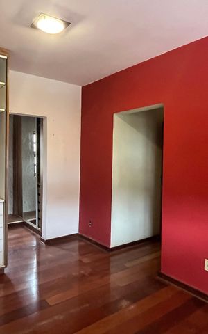 Casa à venda com 329m², 4 quartos e 6 vagasSuíte 1
