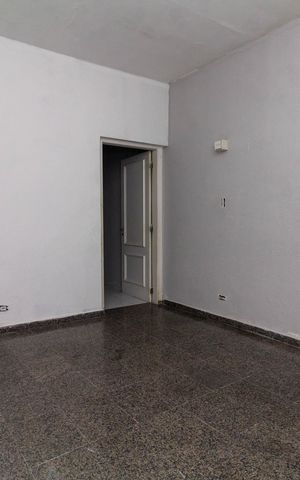 Casa à venda com 230m², 3 quartos e 1 vaga Casa à venda com 230m², 3 quartos e 1 vagaSala