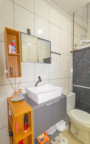 Casa à venda com 350m², 5 quartos e 3 vagas Casa à venda com 350m², 5 quartos e 3 vagasBanheiro