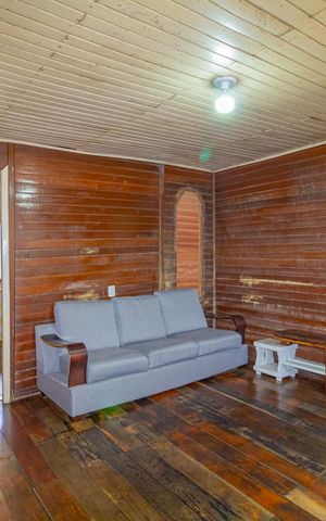 Casa à venda com 350m², 5 quartos e 3 vagas Casa à venda com 350m², 5 quartos e 3 vagasSala da Casa 2