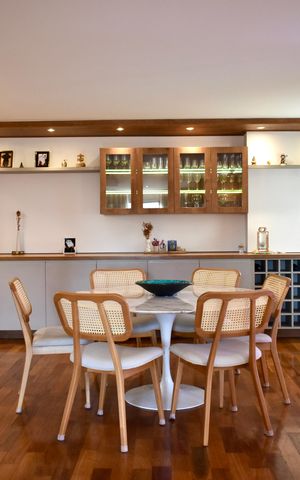 Apartamento à venda com 120m², 3 quartos e 2 vagas Apartamento à venda com 120m², 3 quartos e 2 vagasSala
