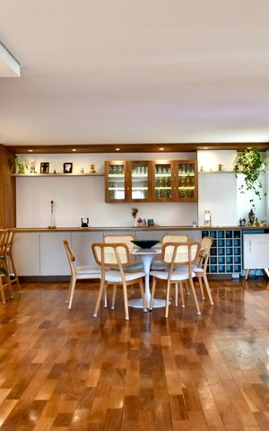 Apartamento à venda com 120m², 3 quartos e 2 vagas Apartamento à venda com 120m², 3 quartos e 2 vagasSala