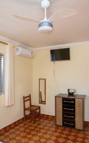 Casa à venda com 232m², 4 quartos e 2 vagasQuarto 3