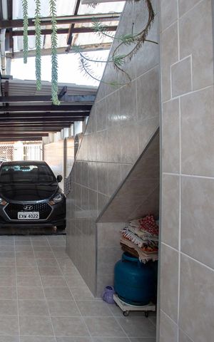 Casa à venda com 232m², 4 quartos e 2 vagasÁrea de Serviço