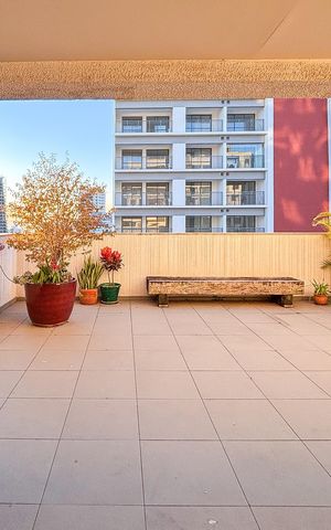 Apartamento à venda com 130m², 1 quarto e 2 vagas Apartamento à venda com 130m², 1 quarto e 2 vagasVaranda gourmet