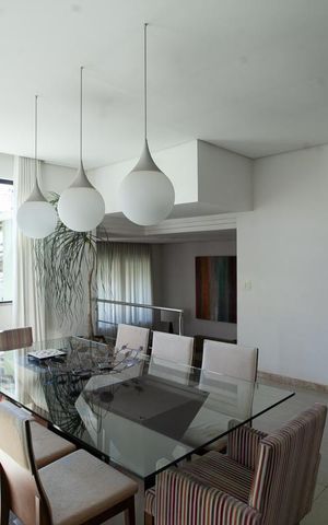 Casa à venda com 303m², 4 quartos e 6 vagasSala 2