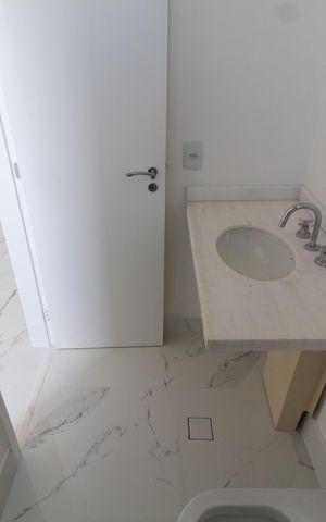 Apartamento à venda com 139m², 3 quartos e 5 vagas Apartamento à venda com 139m², 3 quartos e 5 vagasBanheiro da Suíte 3