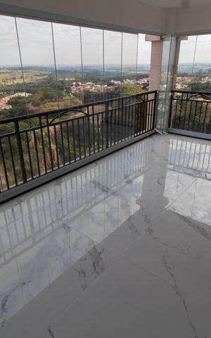 Apartamento à venda com 139m², 3 quartos e 5 vagas Apartamento à venda com 139m², 3 quartos e 5 vagasÁrea comum