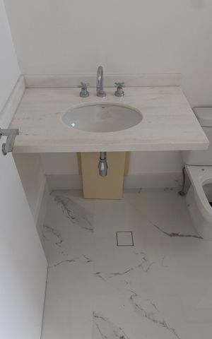 Apartamento à venda com 139m², 3 quartos e 5 vagas Apartamento à venda com 139m², 3 quartos e 5 vagasBanheiro da Suíte 3