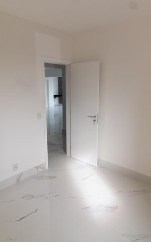Apartamento à venda com 139m², 3 quartos e 5 vagas Apartamento à venda com 139m², 3 quartos e 5 vagasSuíte 2