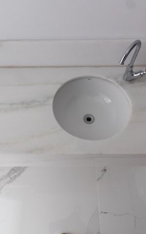 Apartamento à venda com 139m², 3 quartos e 5 vagas Apartamento à venda com 139m², 3 quartos e 5 vagasLavabo