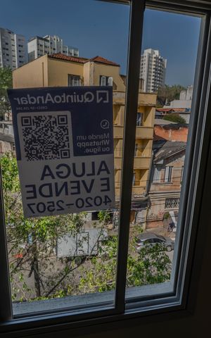 Apartamento à venda com 45m², 1 quarto e sem vagaPlaquinha