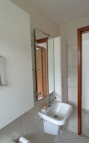 Apartamento para alugar com 77m², 2 quartos e 1 vagaBanheiro
