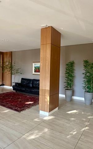 Apartamento à venda com 150m², 4 quartos e 3 vagas Apartamento à venda com 150m², 4 quartos e 3 vagasHall social