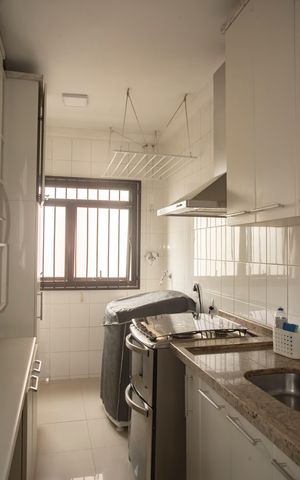 Apartamento para alugar com 68m², 2 quartos e 2 vagasCozinha