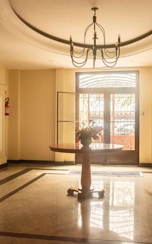 Apartamento para alugar com 68m², 2 quartos e 2 vagasHall social