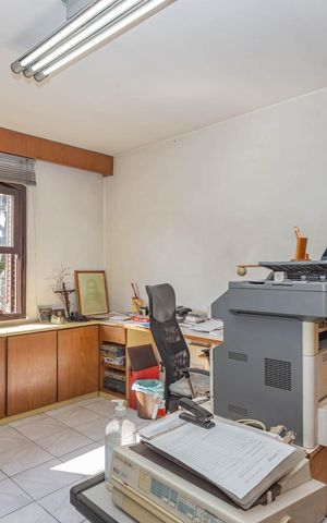 Casa à venda com 208m², 3 quartos e 1 vagaSuíte 1