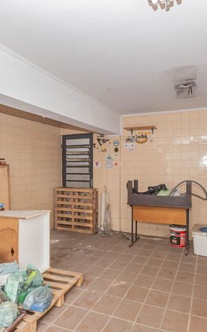Casa à venda com 208m², 3 quartos e 1 vagaGaragem