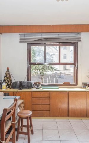 Casa à venda com 208m², 3 quartos e 1 vagaSuíte 1