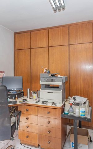 Casa à venda com 208m², 3 quartos e 1 vagaSuíte 1