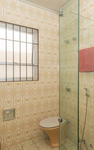 Casa à venda com 208m², 3 quartos e 1 vagaBanheiro da Suíte 1