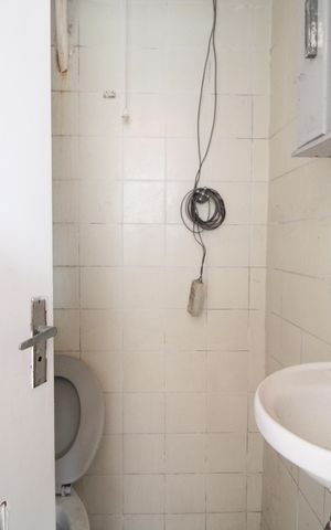 Casa para alugar com 200m², 3 quartos e 2 vagasBanheiro de Serviço