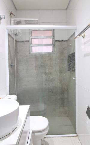 Casa para alugar com 200m², 3 quartos e 2 vagasBanheiro/Suite