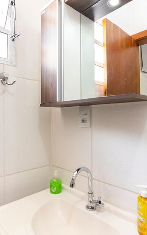 Casa de condomínio à venda com 98m², 3 quartos e 2 vagas Casa de condomínio à venda com 98m², 3 quartos e 2 vagasBanheiro da Suíte