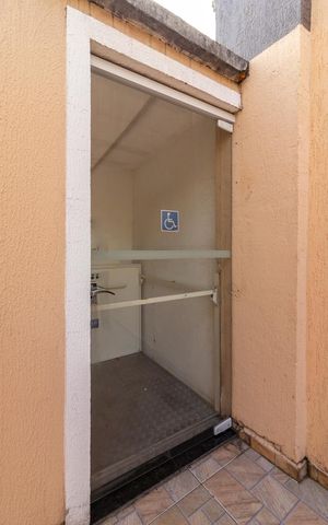 Casa de condomínio à venda com 98m², 3 quartos e 2 vagas Casa de condomínio à venda com 98m², 3 quartos e 2 vagasÁrea comum - Elevador