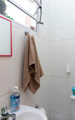 Casa de condomínio à venda com 98m², 3 quartos e 2 vagas Casa de condomínio à venda com 98m², 3 quartos e 2 vagasLavabo da Sala de Jantar