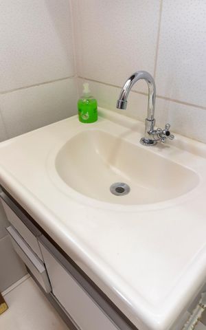 Casa de condomínio à venda com 98m², 3 quartos e 2 vagas Casa de condomínio à venda com 98m², 3 quartos e 2 vagasBanheiro da Suíte